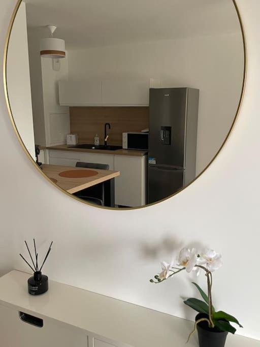 Superbe T2 Proche De La Gare Rer Tgv Massy Palaiseau Apartment Luaran gambar