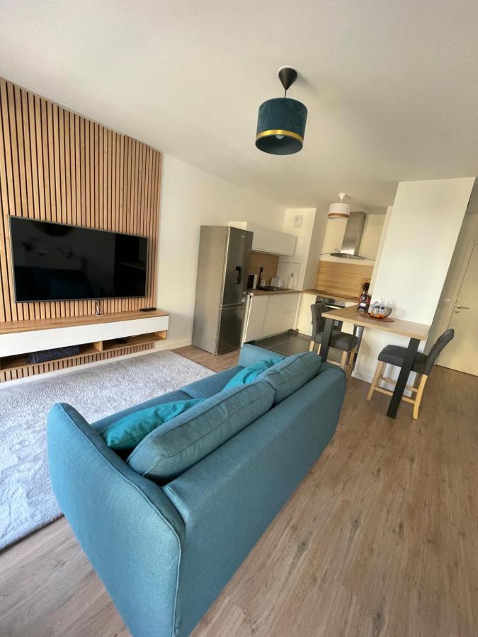 Superbe T2 Proche De La Gare Rer Tgv Massy Palaiseau Apartment Luaran gambar