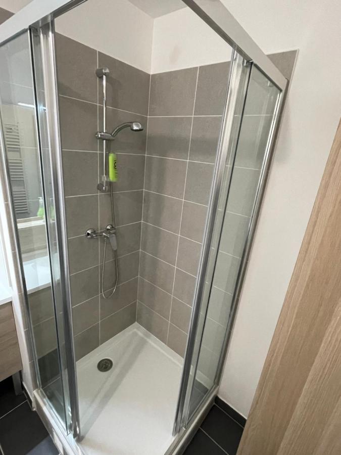 Superbe T2 Proche De La Gare Rer Tgv Massy Palaiseau Apartment Luaran gambar